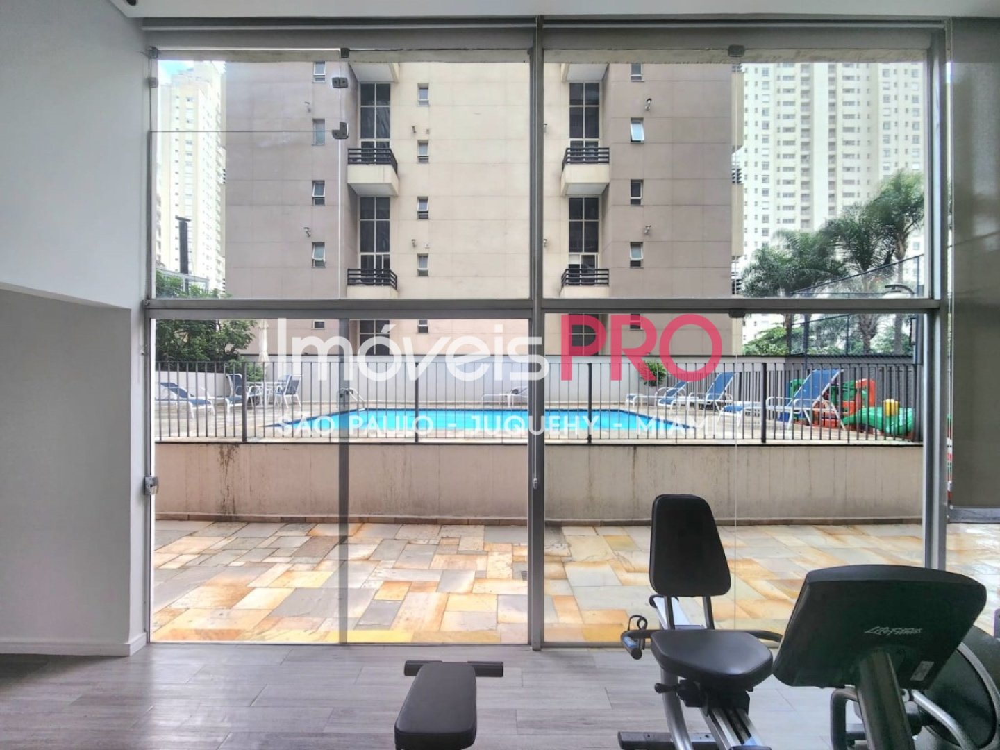 Foto :: https://assets.imoveispro.com.br/thumb/IP40103/apartamento-venda-moema_IP40103_41_1920x1080.jpg?