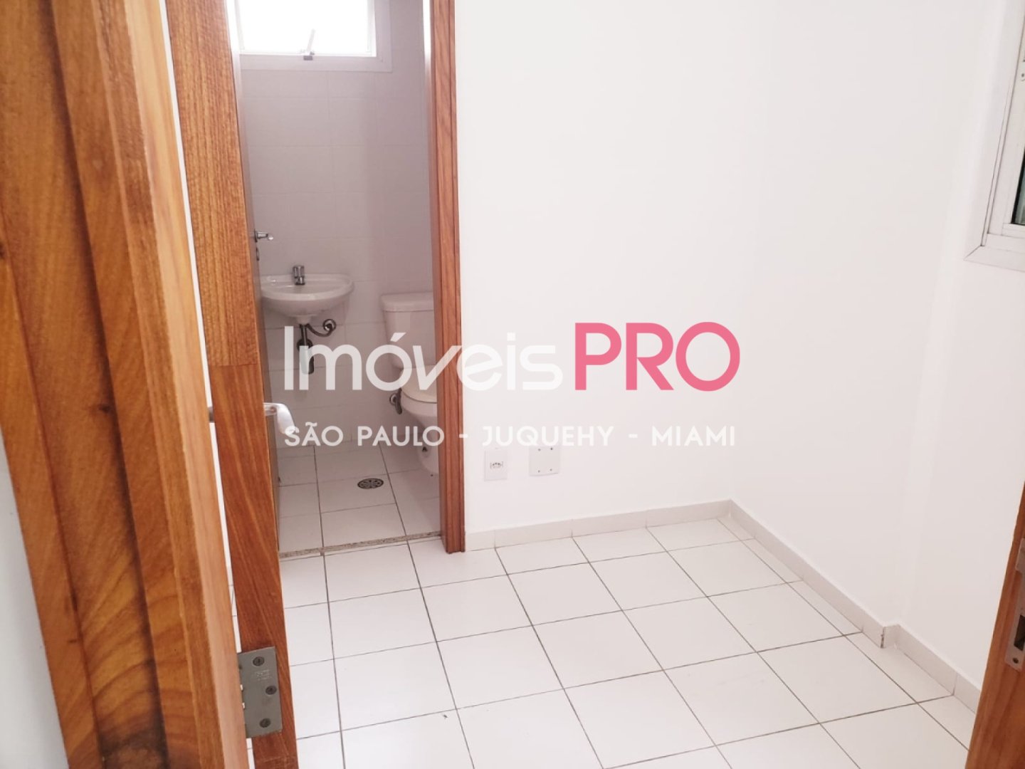Foto :: IP40107