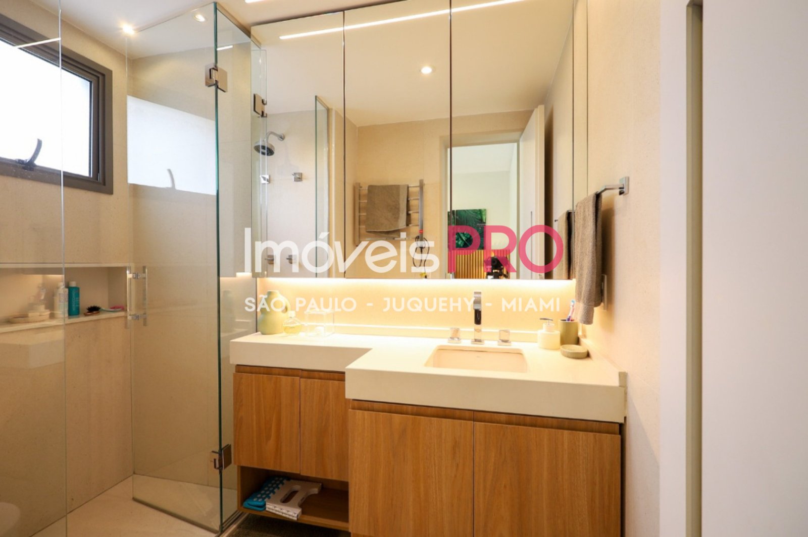 Foto :: https://assets.imoveispro.com.br/thumb/IP40110/apartamento-venda-campo-belo_IP40110_23_1920x1080.jpg?