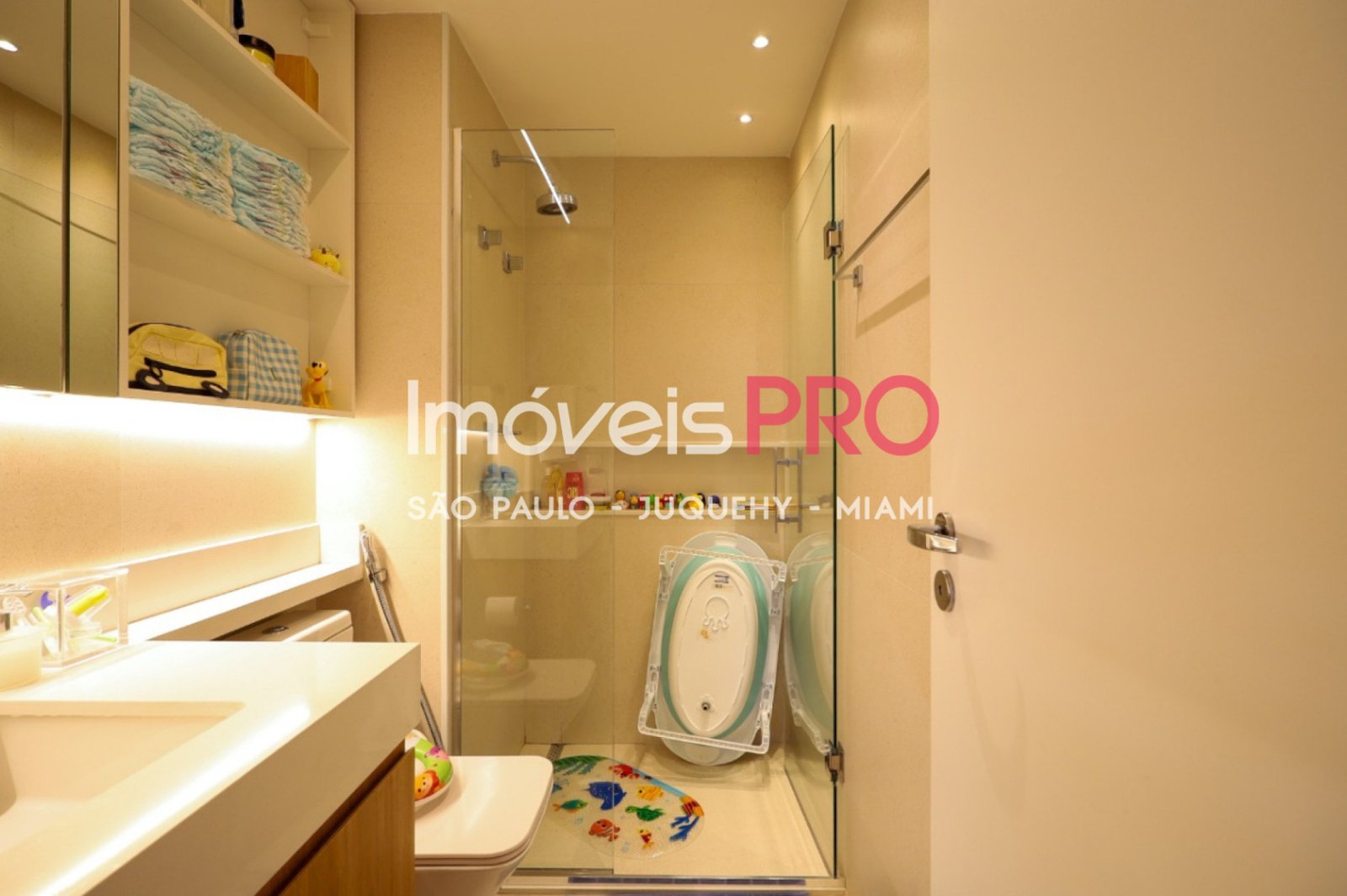 Foto :: https://assets.imoveispro.com.br/thumb/IP40110/apartamento-venda-campo-belo_IP40110_29_1920x1080.jpg?