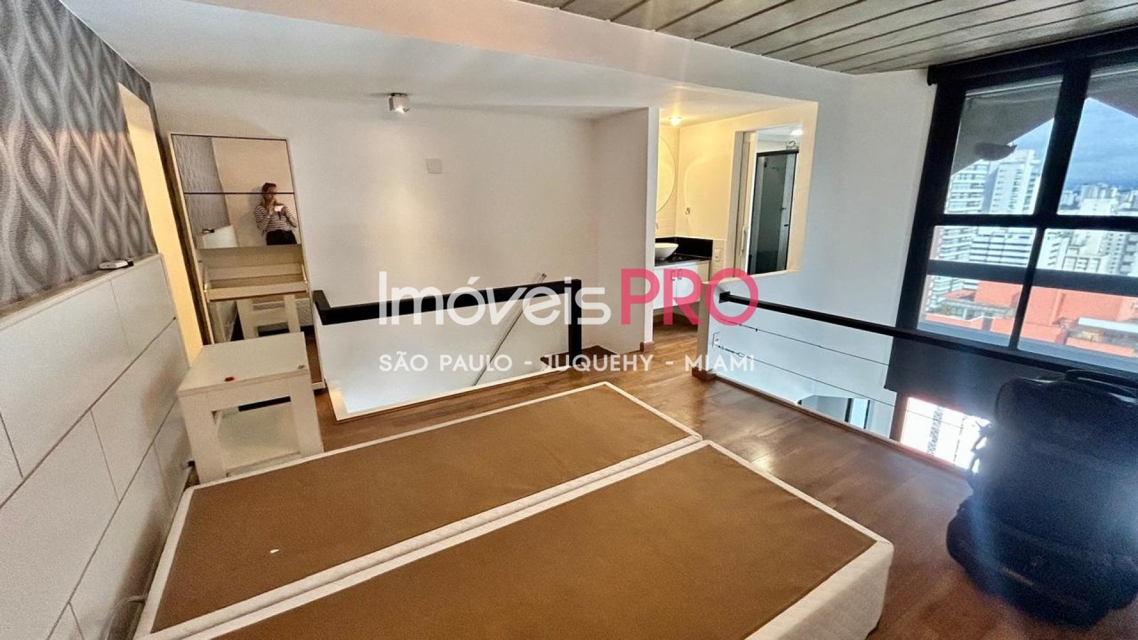 Foto :: https://assets.imoveispro.com.br/thumb/IP40111/duplex-venda-moema_IP40111_11_1920x1080.jpg?