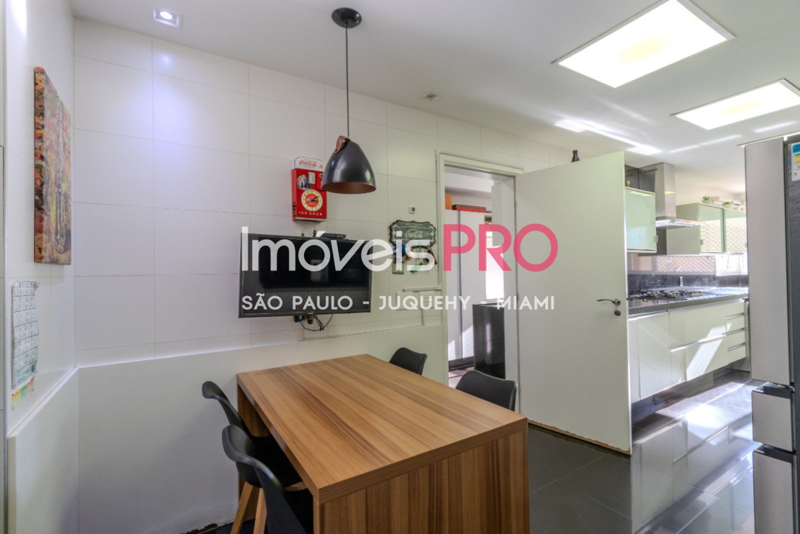Foto :: https://assets.imoveispro.com.br/thumb/IP40116/apartamento-venda-campo-belo_IP40116_17_1920x1080.jpg?
