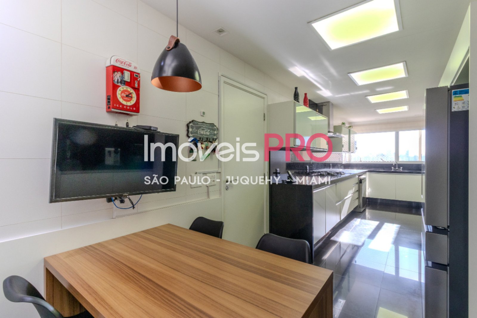 Foto :: IP40116