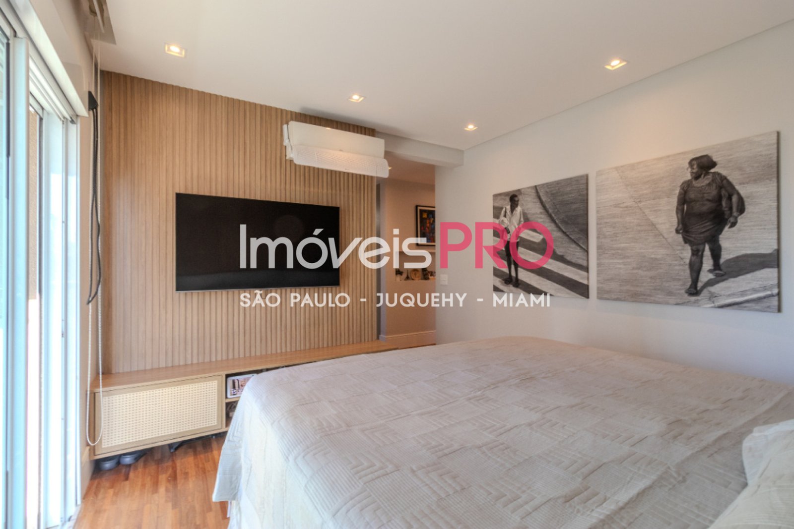 Foto :: IP40116
