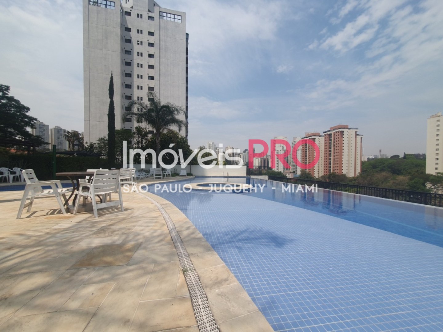 Foto :: IP40117