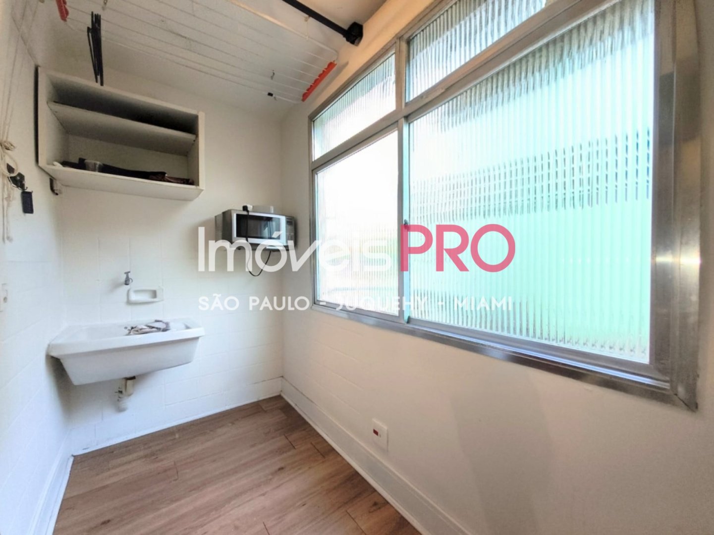 Foto :: https://assets.imoveispro.com.br/thumb/IP40123/apartamento-venda-vila-clementino_IP40123_17_1920x1080.jpg?