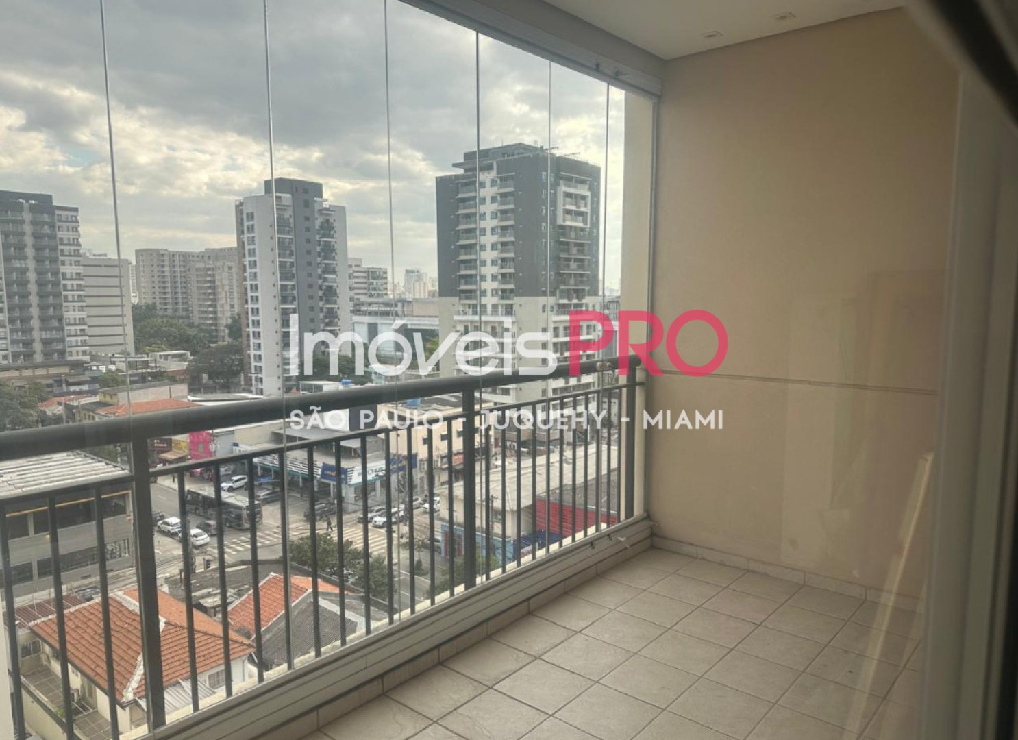 Foto :: IP40130