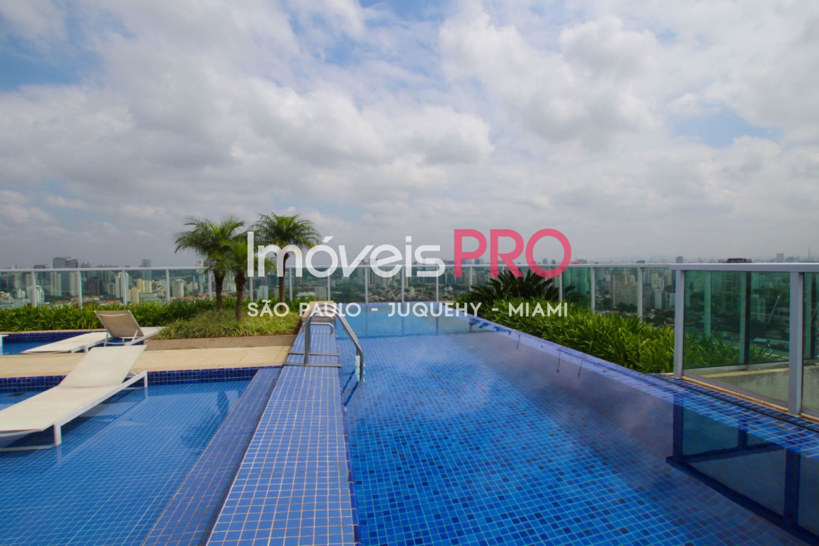 Foto :: IP40140
