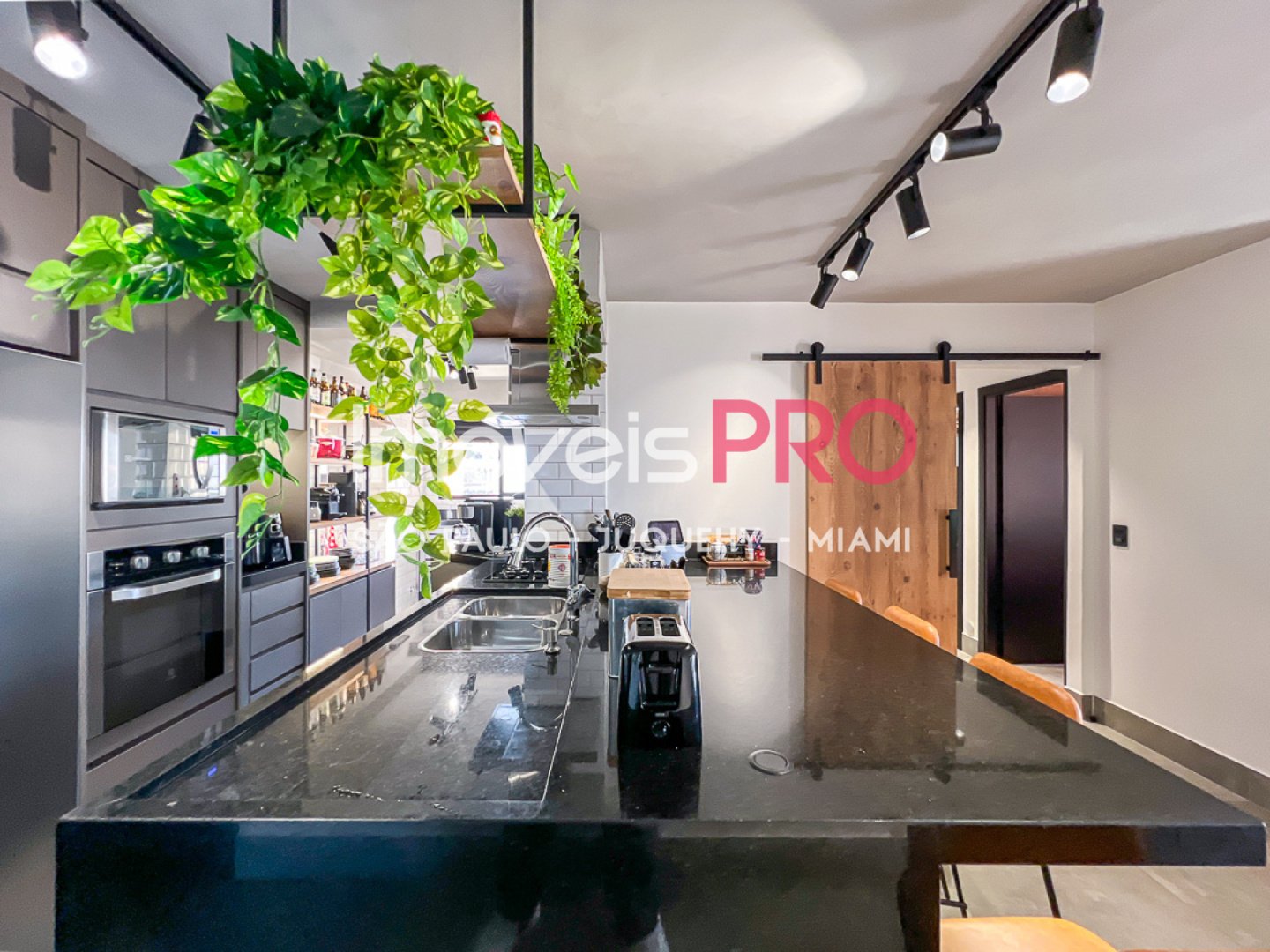 Foto :: https://assets.imoveispro.com.br/thumb/IP40142/apartamento-venda-santo-amaro_IP40142_17_1920x1080.jpg?