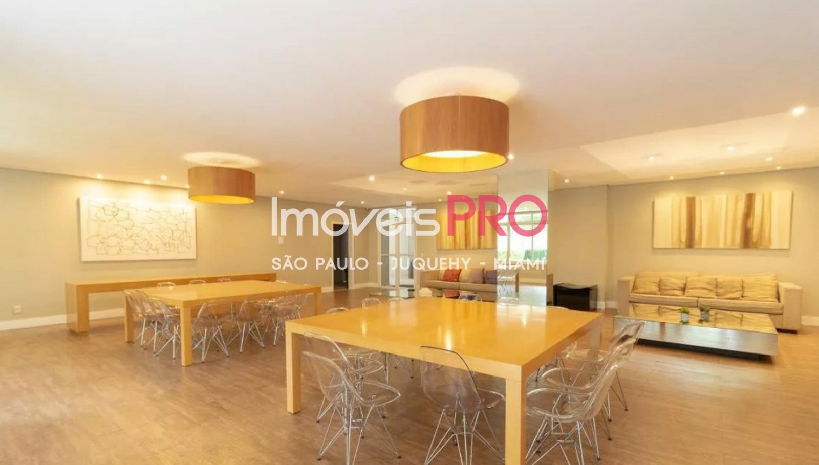 Foto :: IP40143
