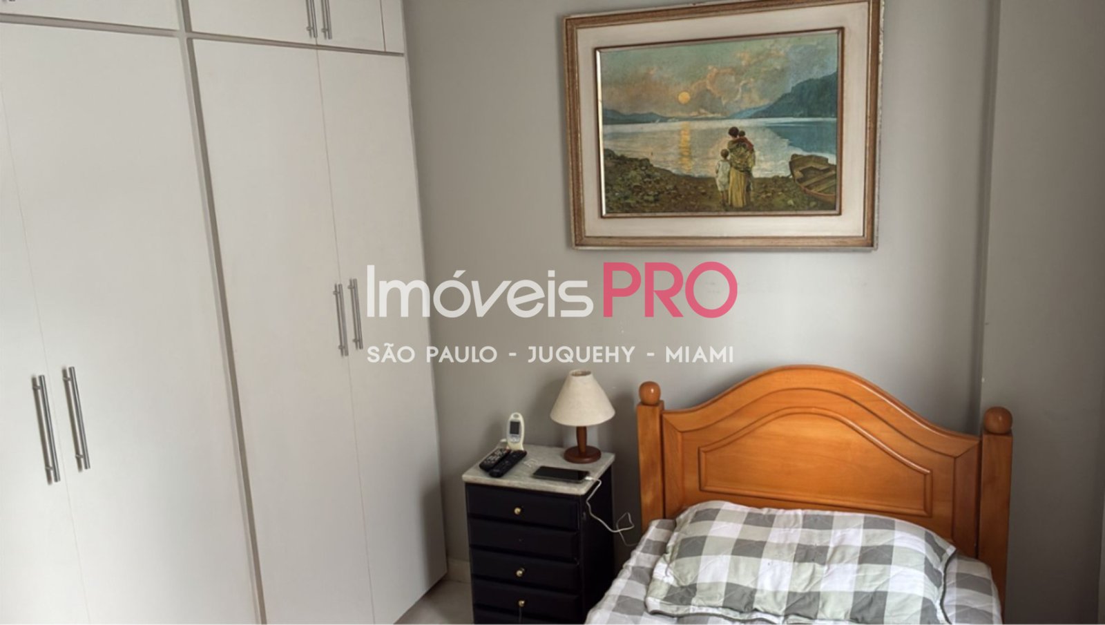 Foto :: IP40152