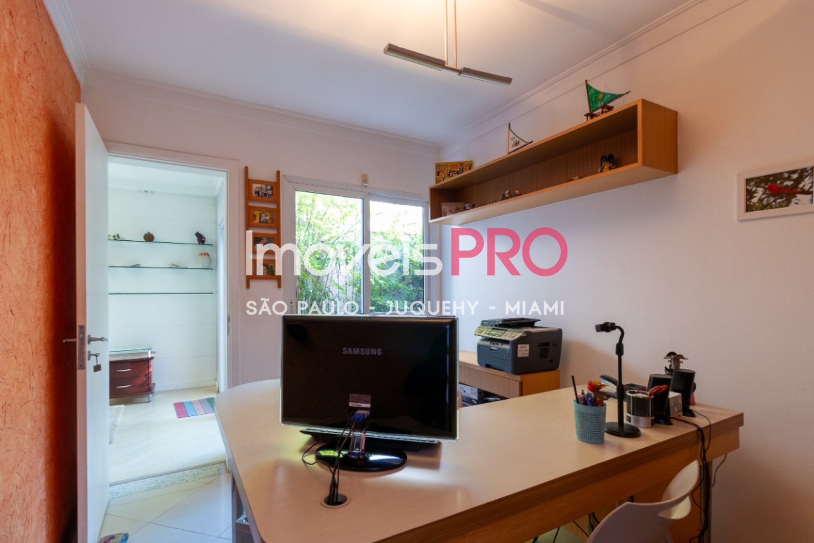 Foto :: IP40160