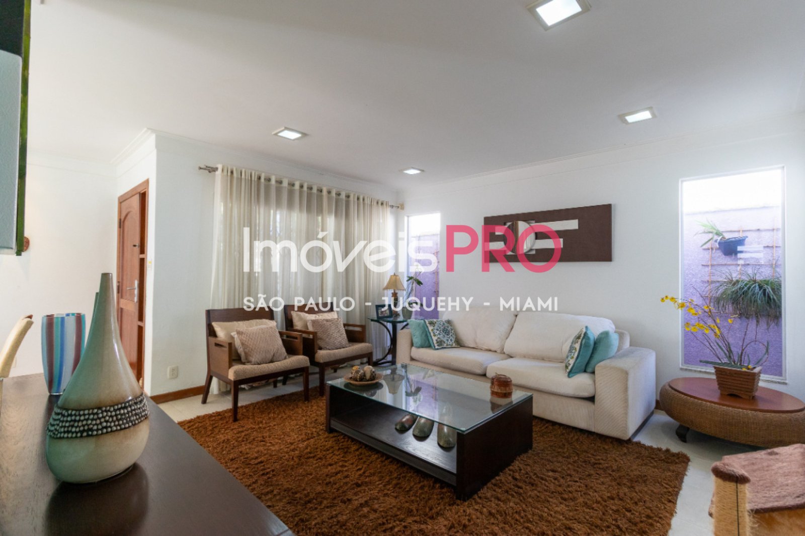 Foto :: IP40160