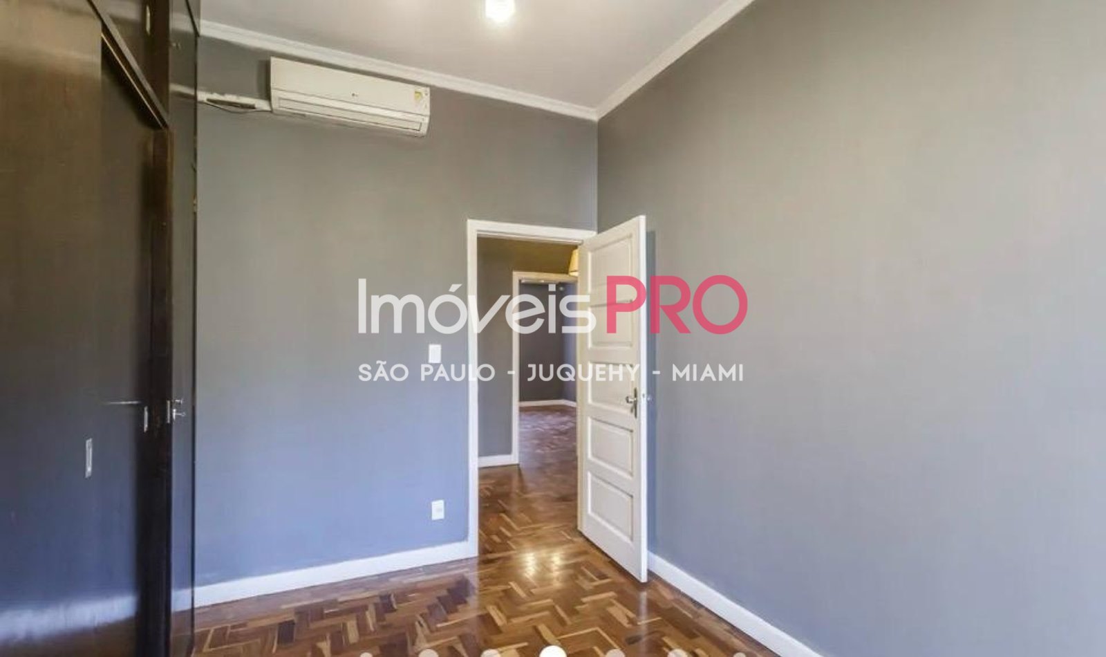 Foto :: IP40162
