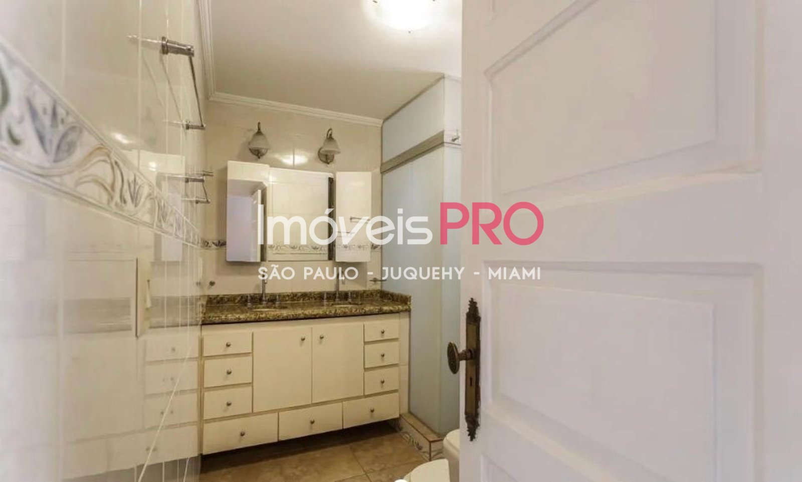 Foto :: https://assets.imoveispro.com.br/thumb/IP40162/casa-aluguel-indianopolis_IP40162_23_1920x1080.jpg?