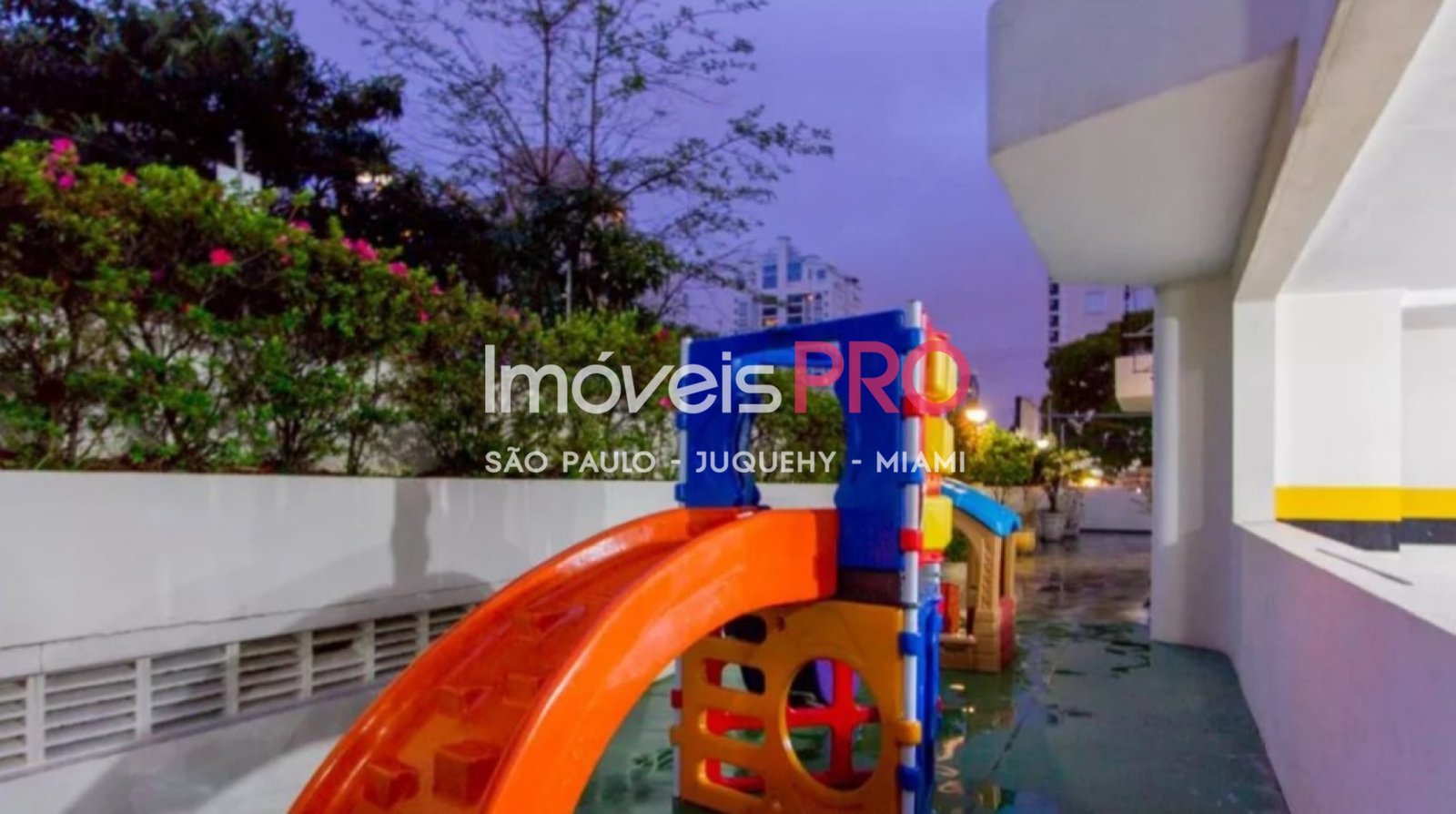 Foto :: IP40165