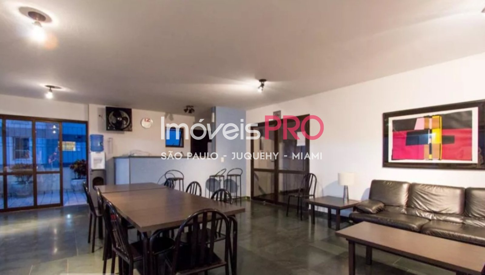 Foto :: https://assets.imoveispro.com.br/thumb/IP40165/apartamento-venda-moema_IP40165_29_1920x1080.jpg?