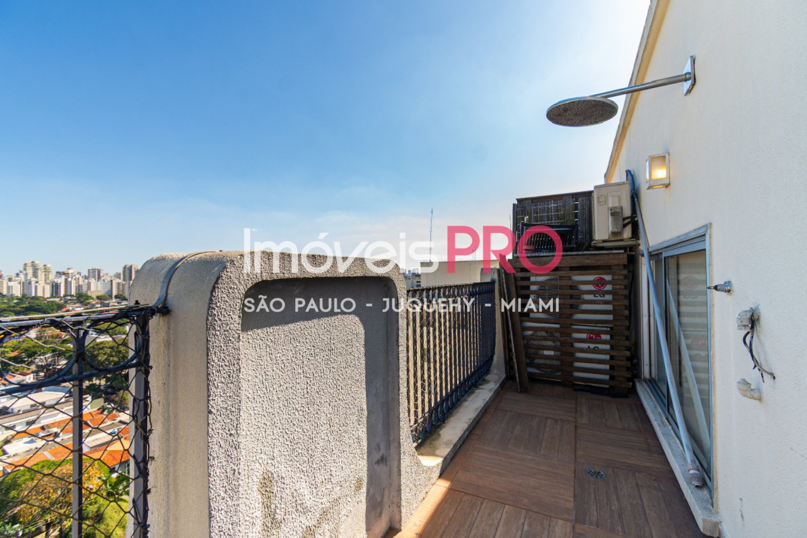 Foto :: IP40167