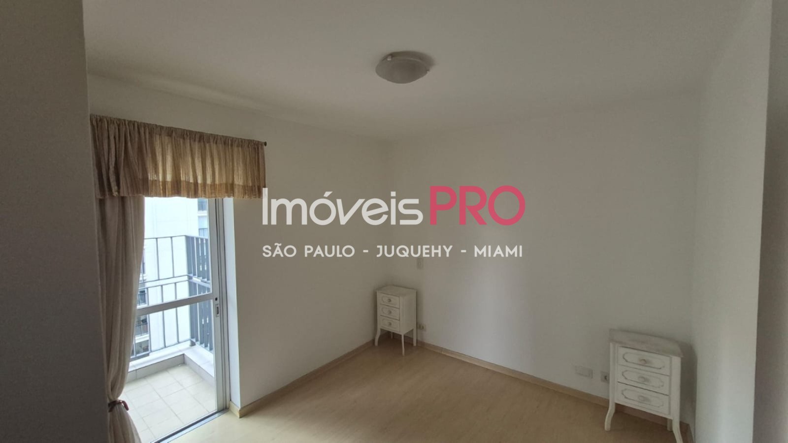 Foto :: IP40168
