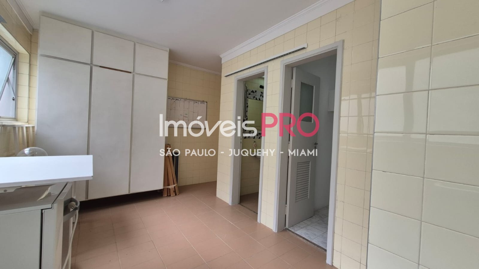 Foto :: IP40168