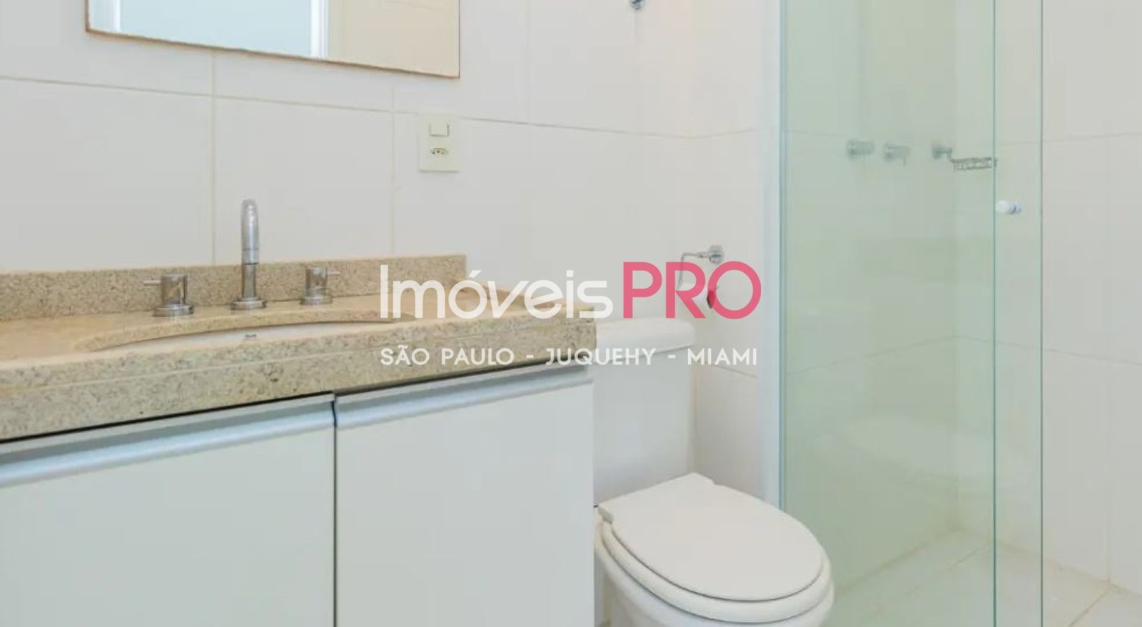 Foto :: IP40172