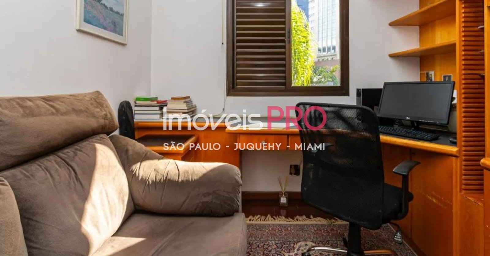 Foto :: IP40173