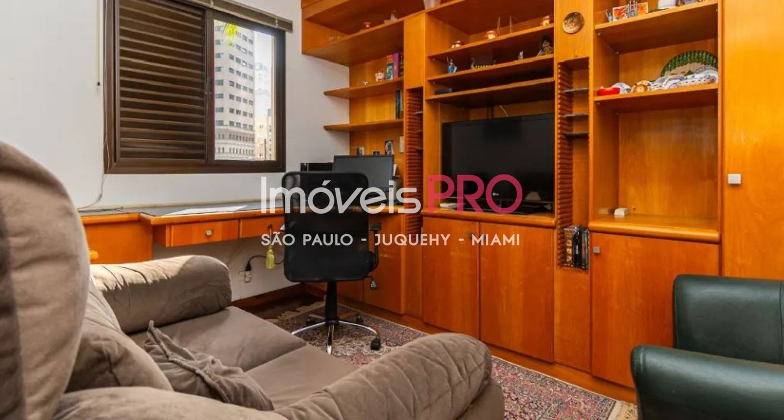 Foto :: IP40173