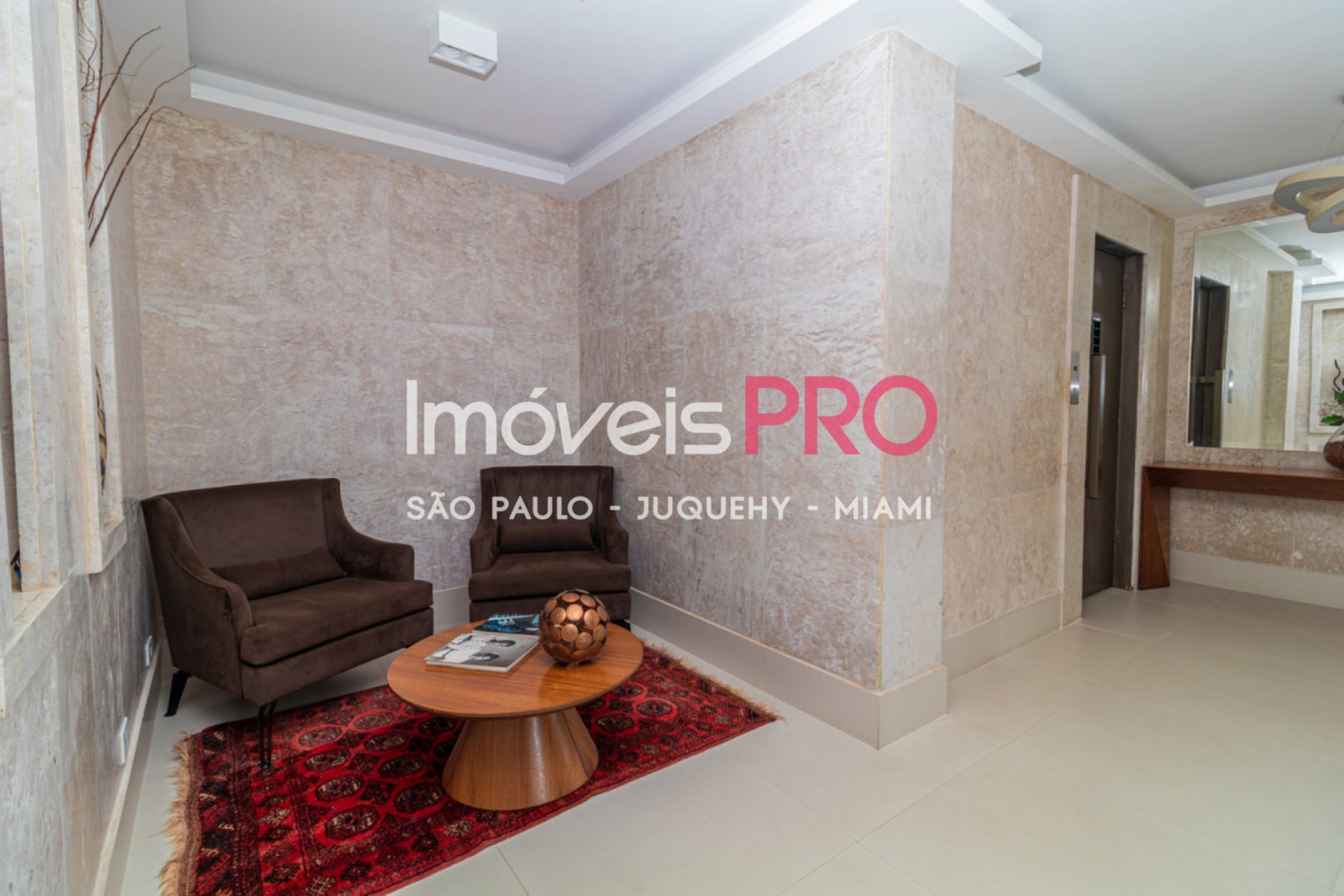 Foto :: IP40179
