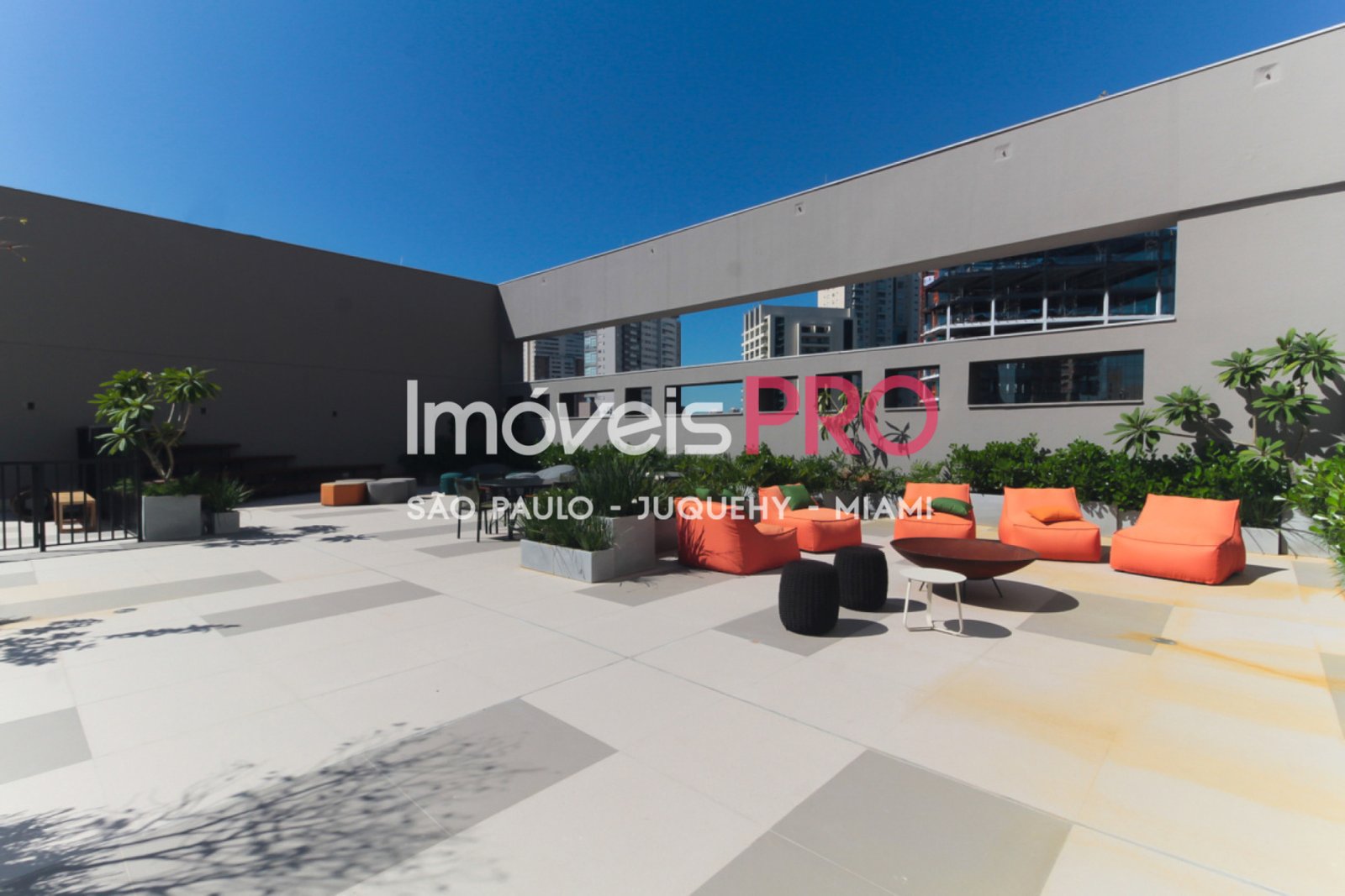 Foto :: IP40184
