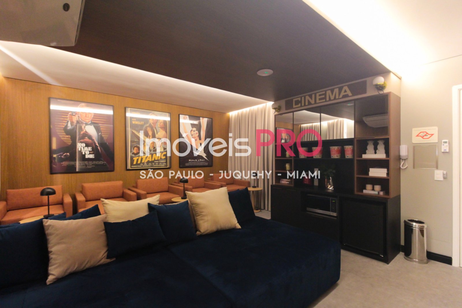 Foto :: IP40184