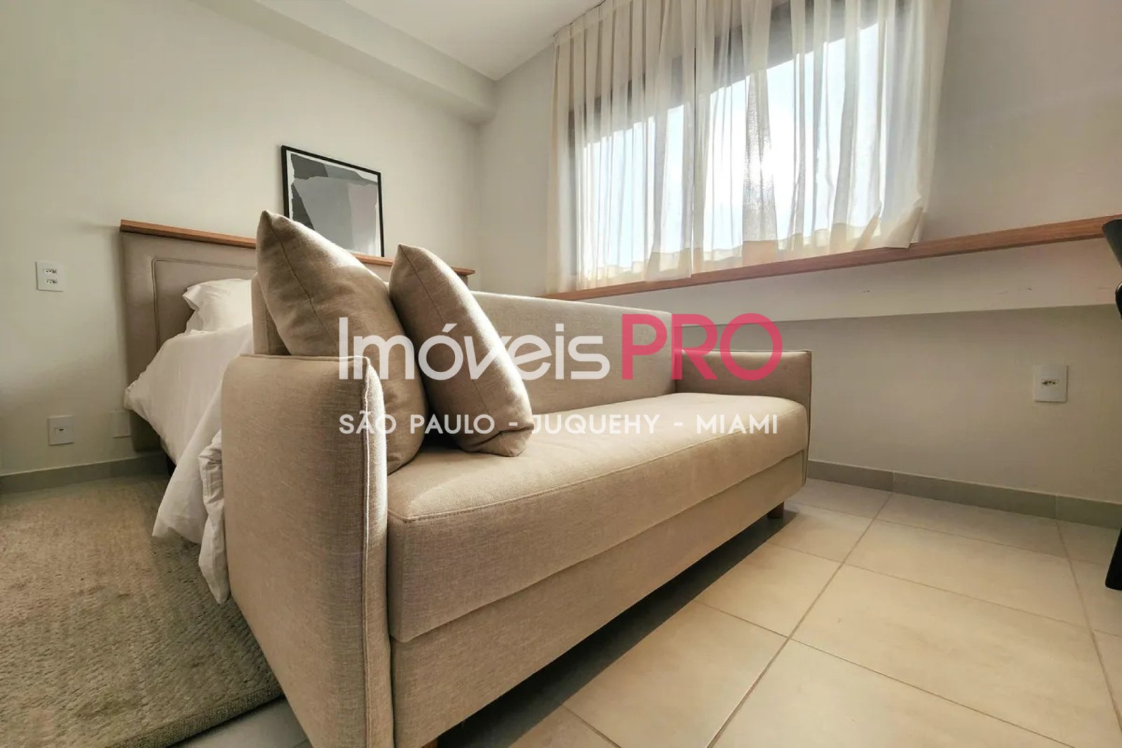 Foto :: IP40184