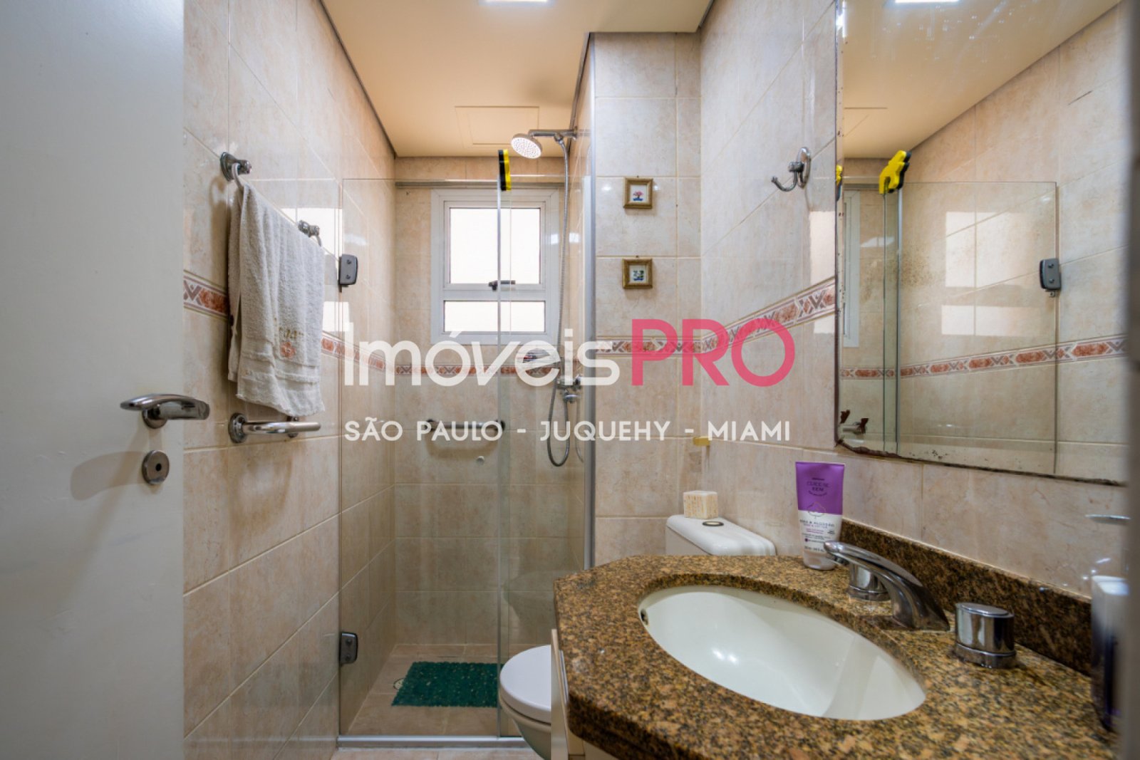 Foto :: IP40189