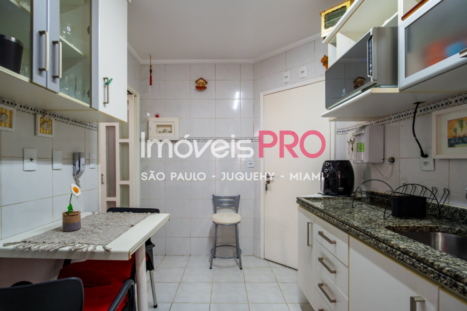 Foto :: IP40189
