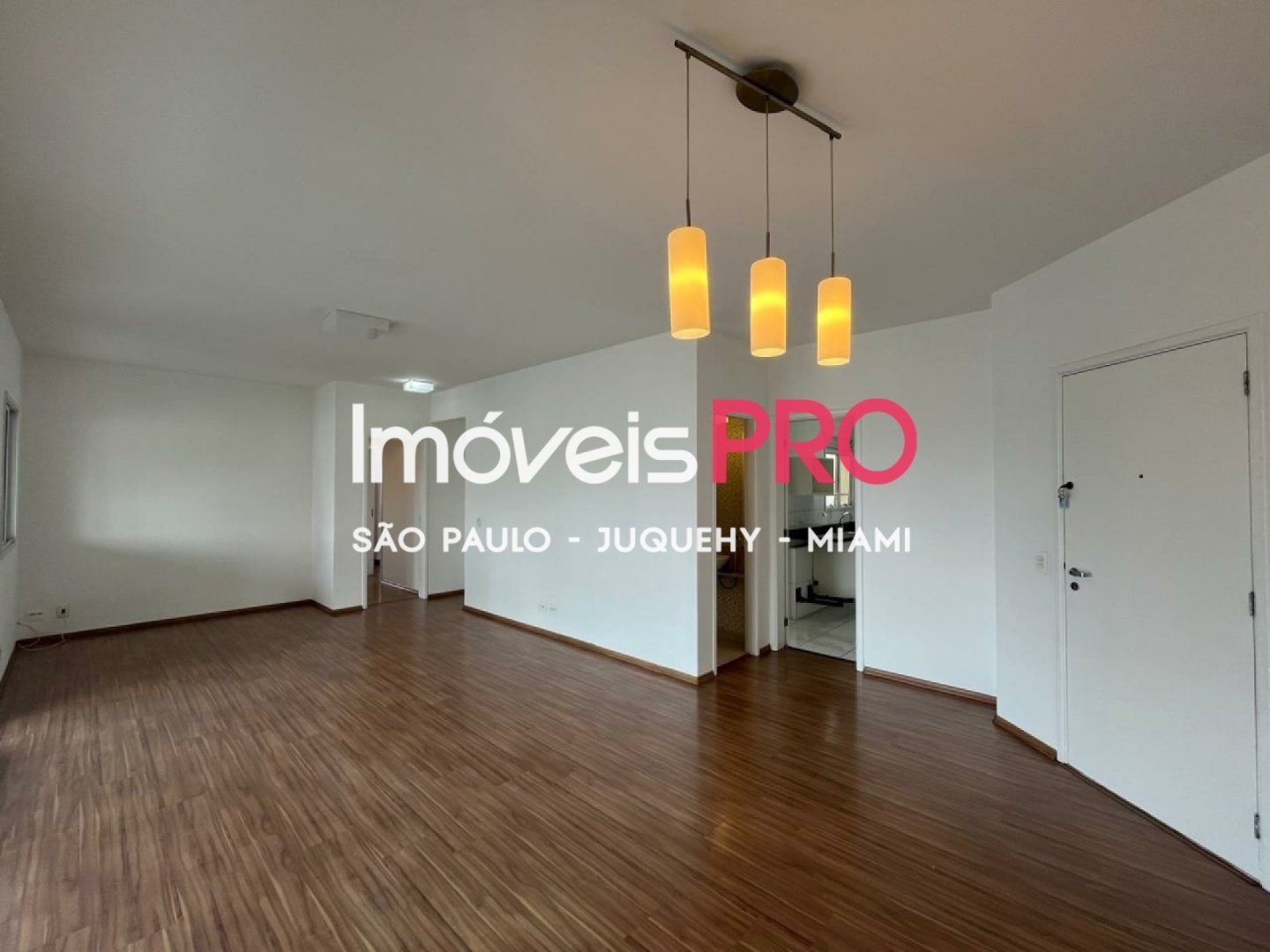 Foto :: IP40194