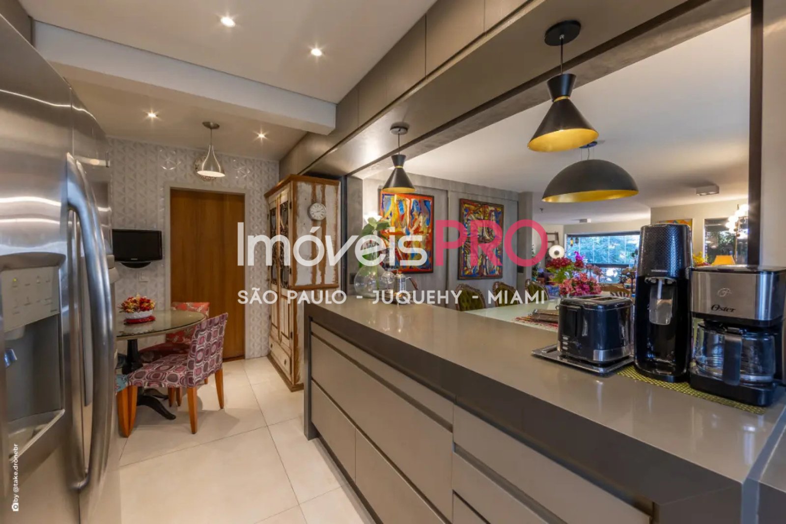 Foto :: IP40195