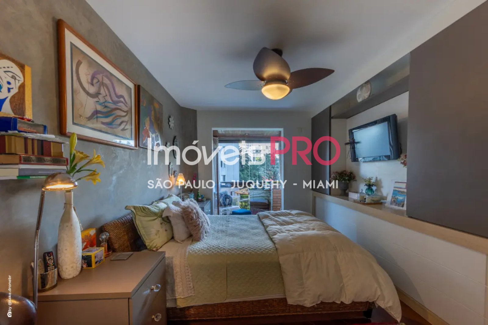 Foto :: IP40195