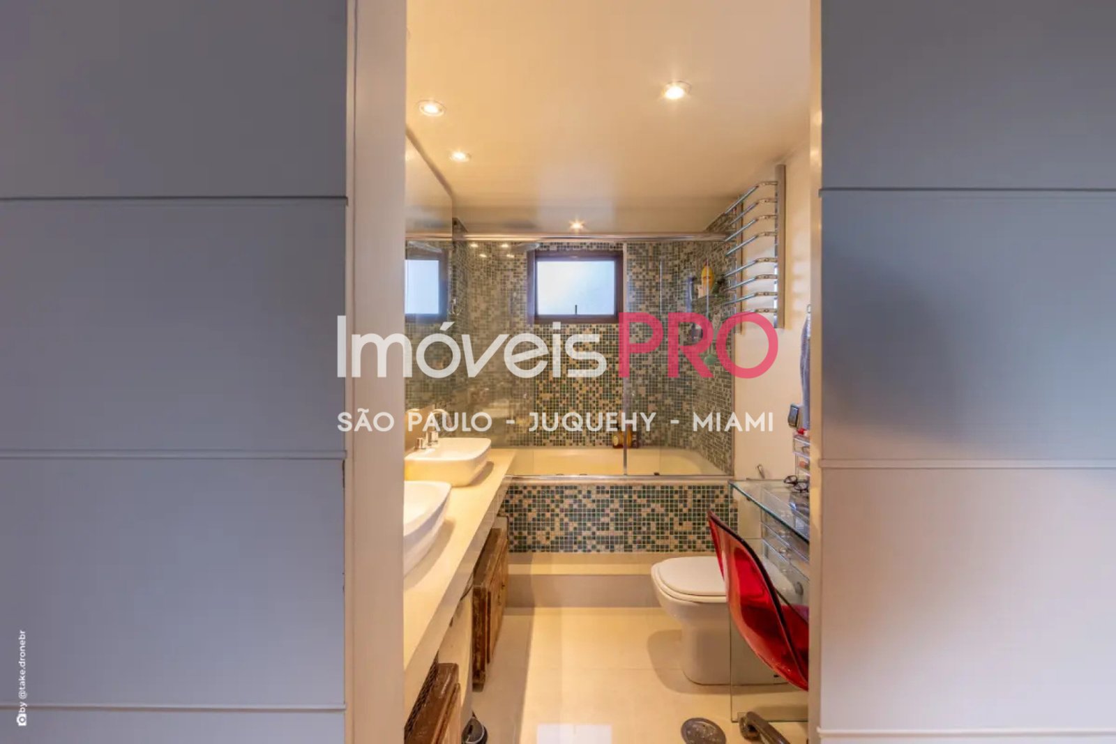 Foto :: https://assets.imoveispro.com.br/thumb/IP40195/apartamento-venda-campo-belo_IP40195_35_1920x1080.jpg?