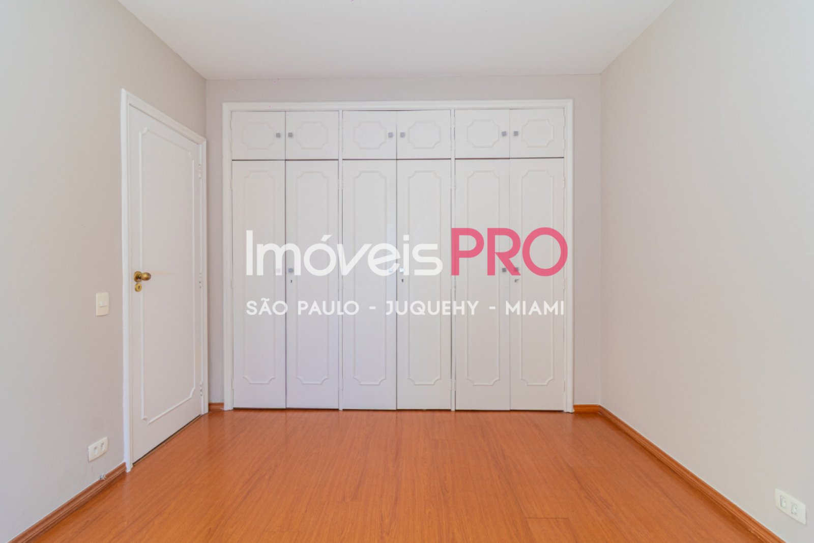 Foto :: https://assets.imoveispro.com.br/thumb/IP40200/apartamento-venda-jardim-paulista_IP40200_23_1920x1080.jpg?