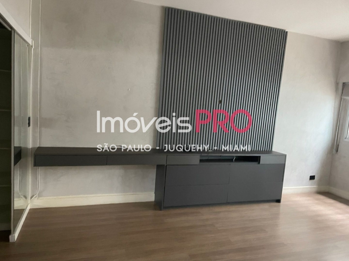 Foto :: IP40201