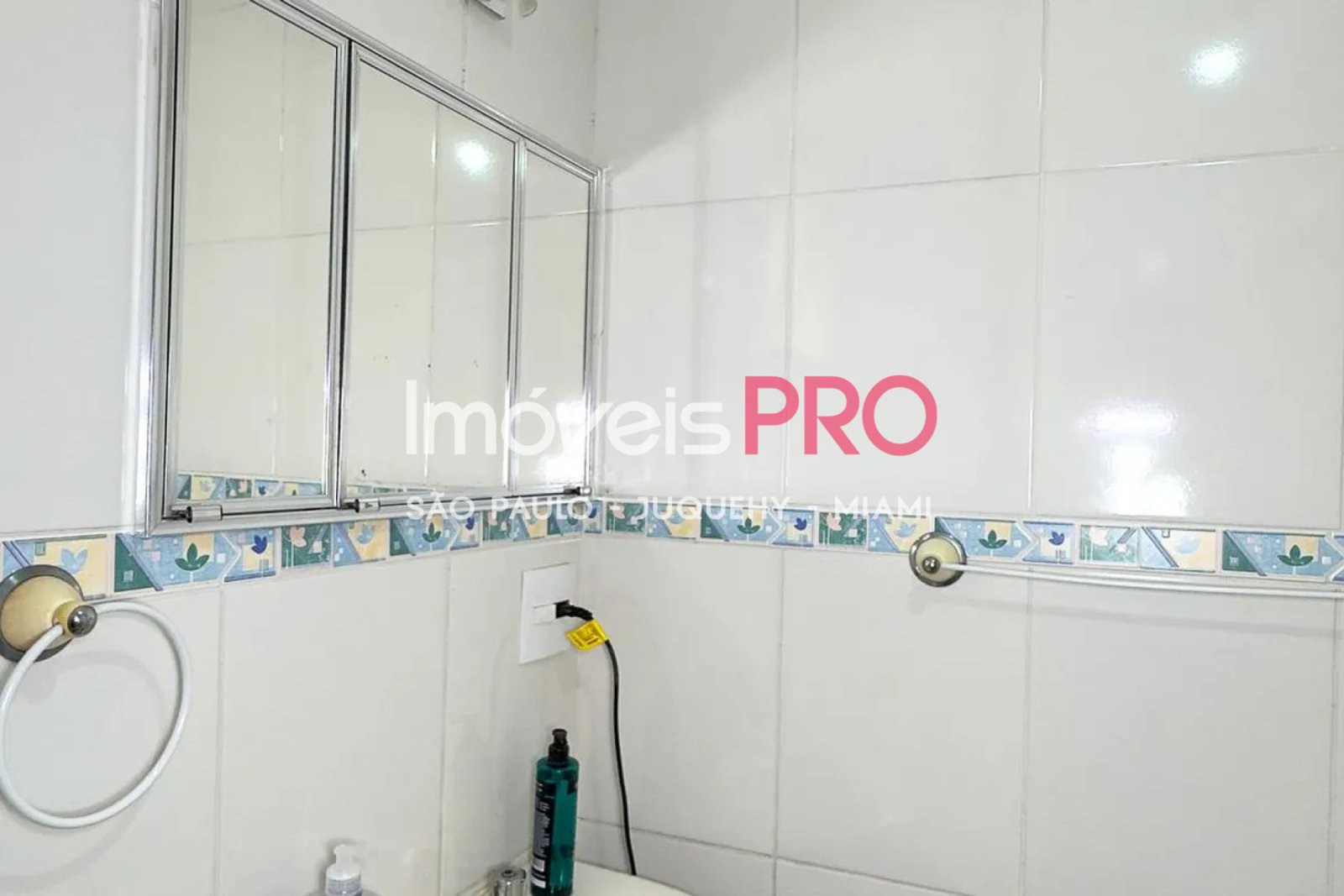 Foto :: IP40203