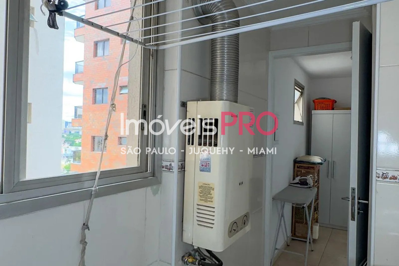 Foto :: IP40203