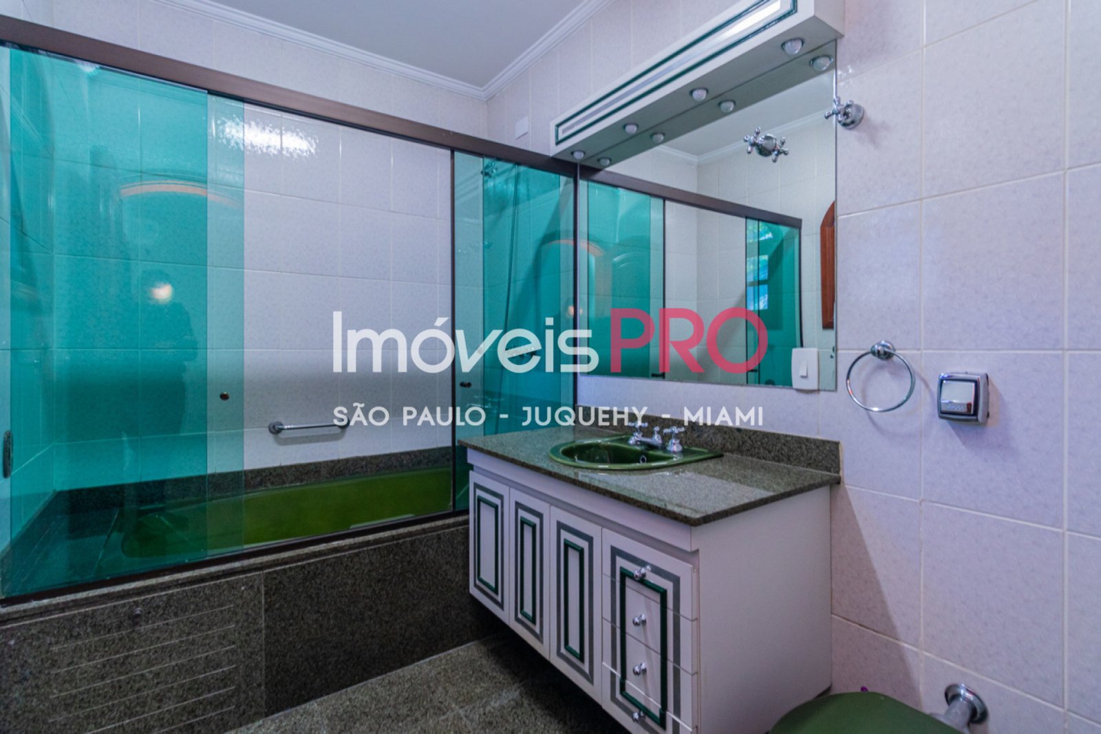 Foto :: https://assets.imoveispro.com.br/thumb/IP40208/casa-venda-jardim-paulista_IP40208_23_1920x1080.jpg?