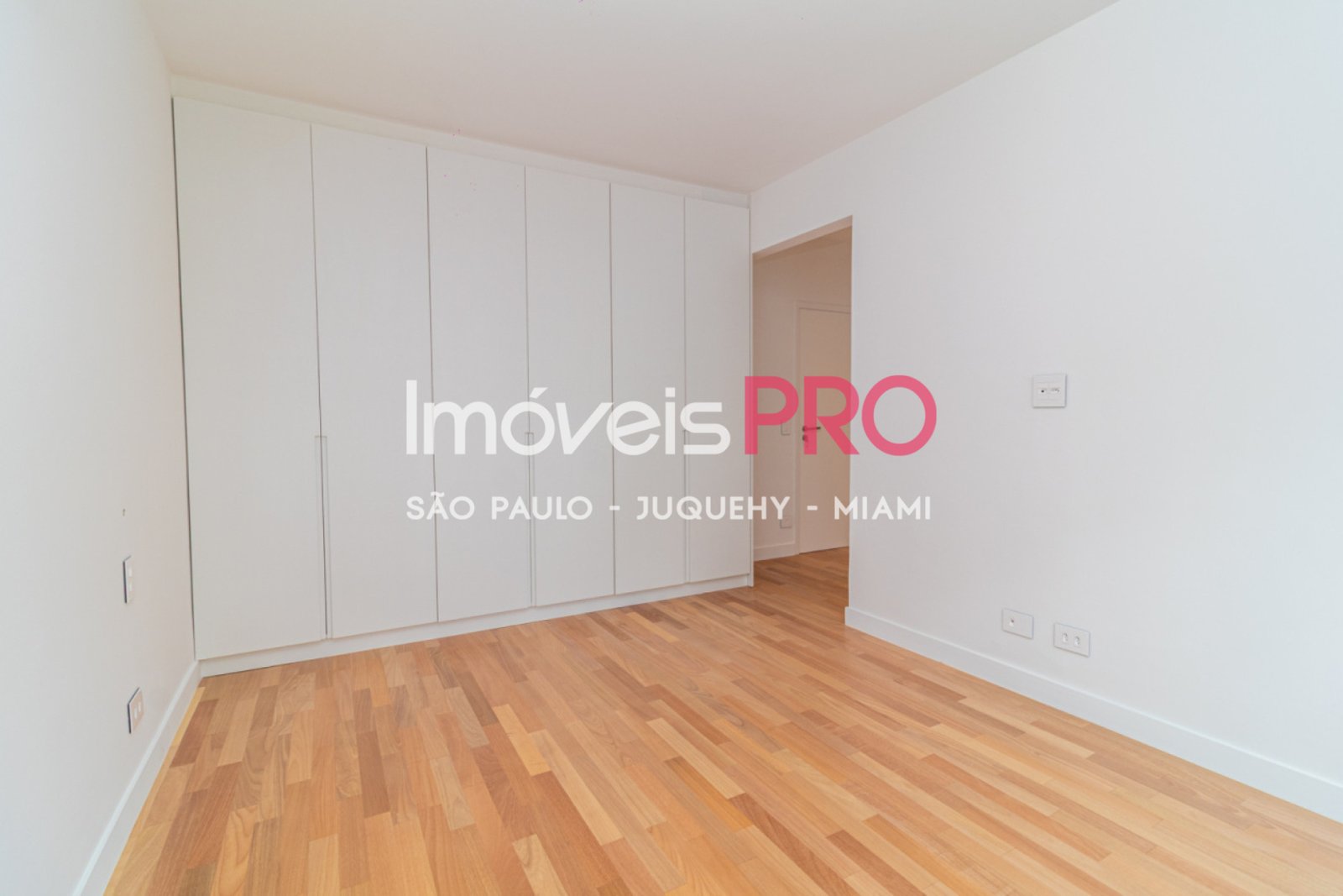 Foto :: https://assets.imoveispro.com.br/thumb/IP40213/apartamento-venda-jardim-paulista_IP40213_23_1920x1080.jpg?