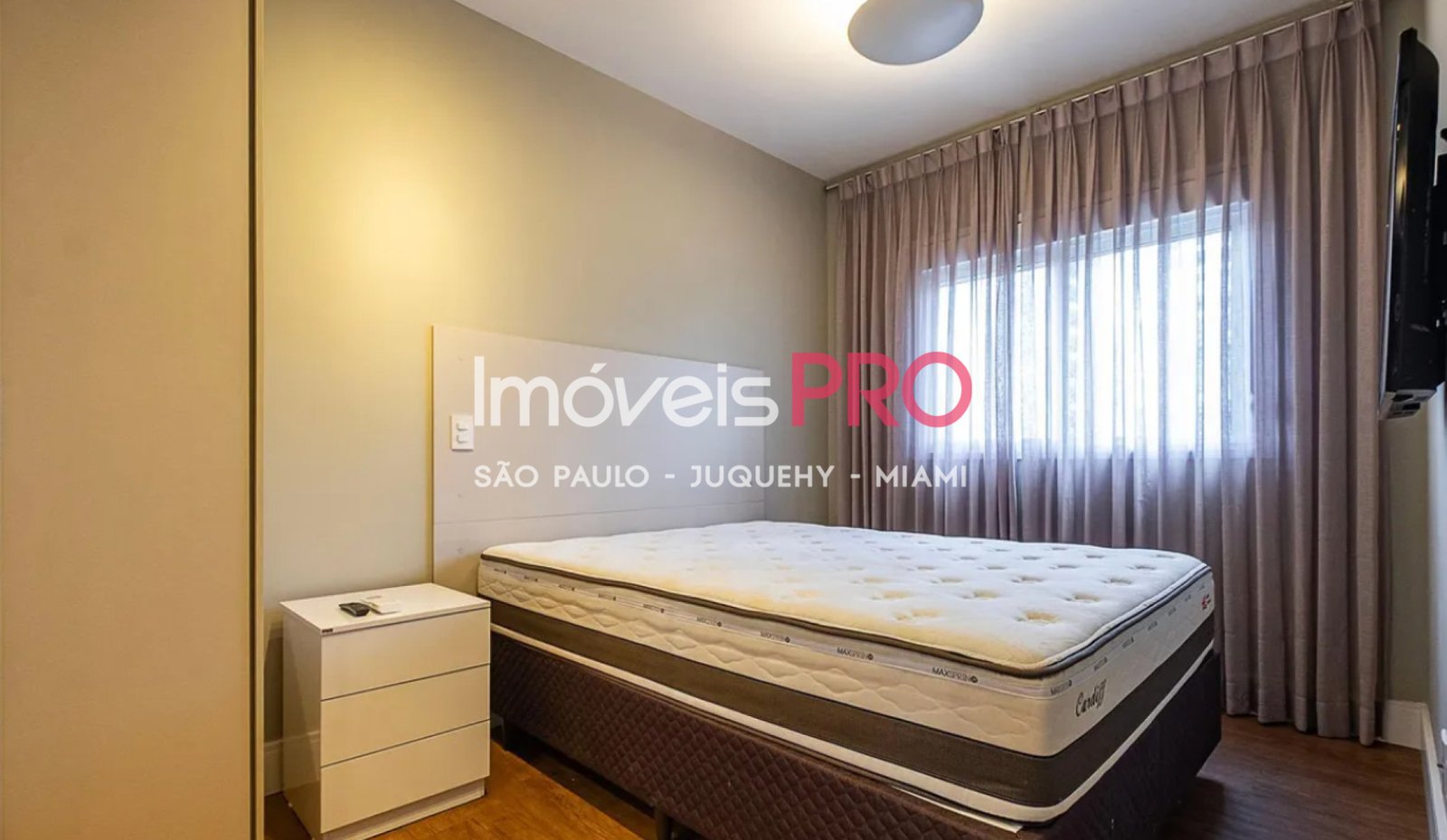 Foto :: IP40217