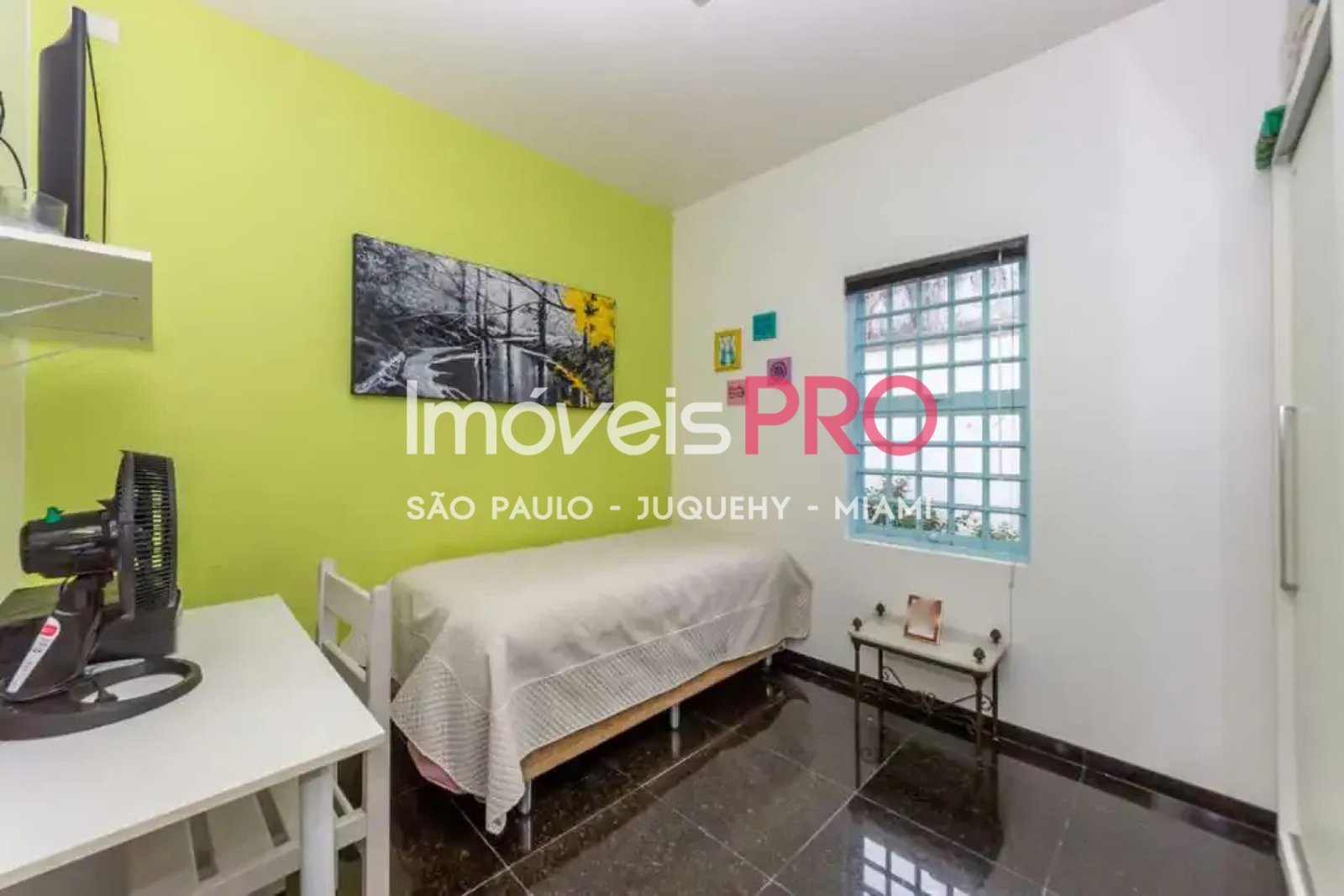 Foto :: https://assets.imoveispro.com.br/thumb/IP40218/casa-de-vila-venda-saude_IP40218_23_1920x1080.jpg?