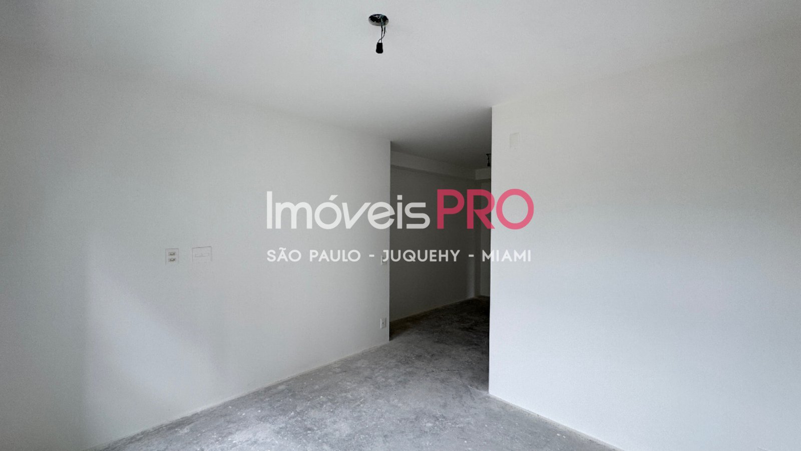 Foto :: IP40225