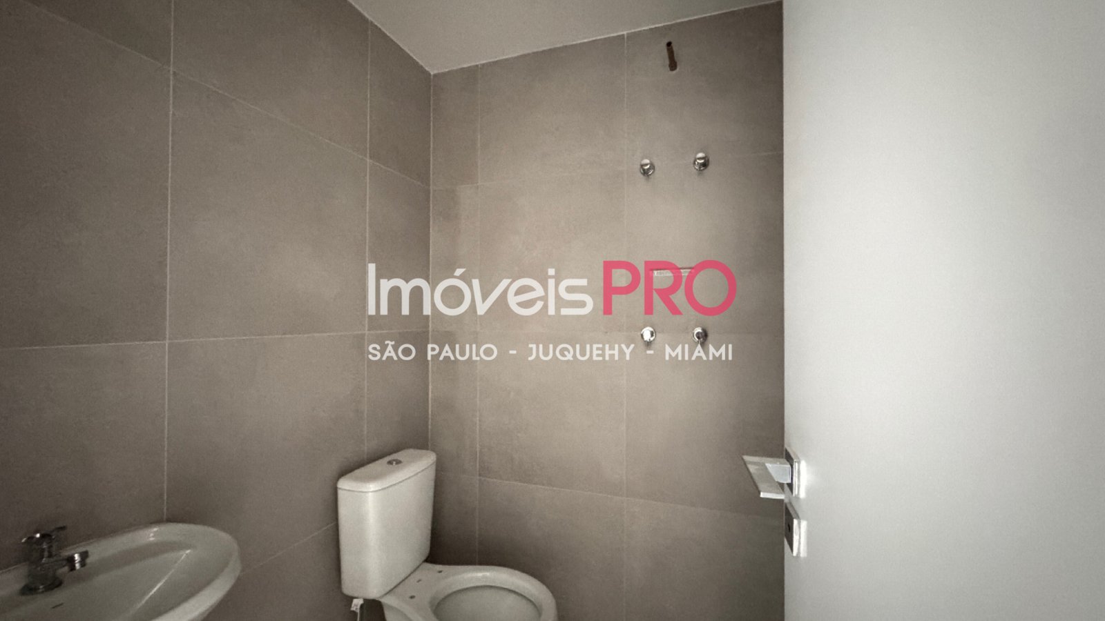 Foto :: https://assets.imoveispro.com.br/thumb/IP40225/apartamento-venda-campo-belo_IP40225_35_1920x1080.jpg?