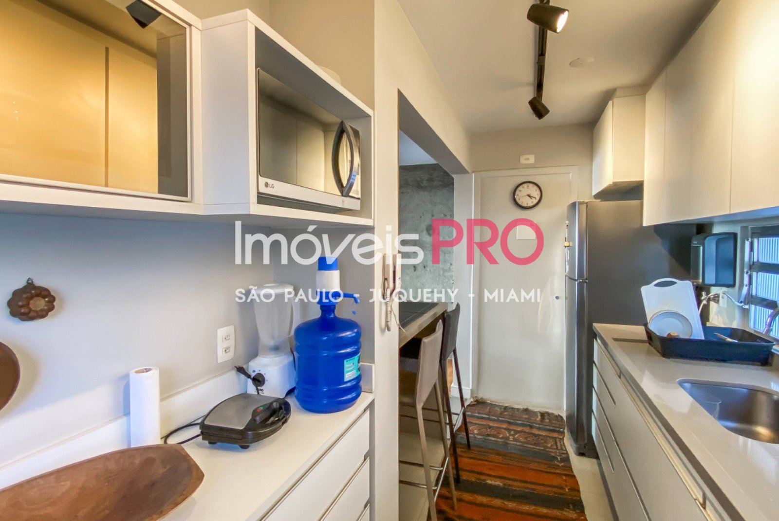 Foto :: https://assets.imoveispro.com.br/thumb/IP40229/apartamento-venda-moema_IP40229_17_1920x1080.jpg?