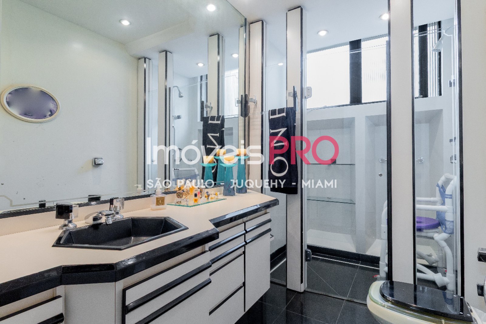 Foto :: https://assets.imoveispro.com.br/thumb/IP40231/apartamento-venda-santa-cecilia_IP40231_17_1920x1080.jpg?