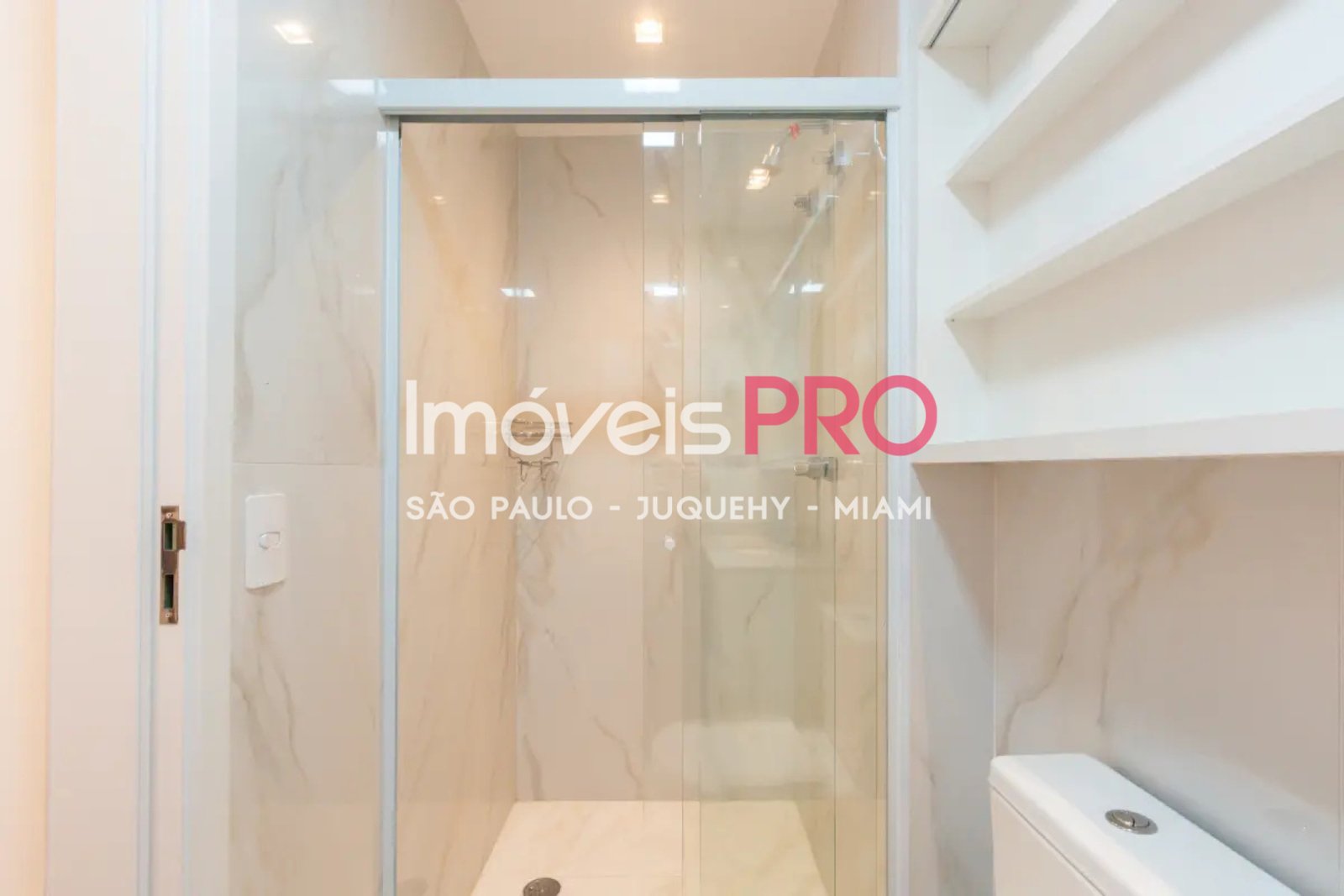 Foto :: https://assets.imoveispro.com.br/thumb/IP40232/apartamento-venda-saude_IP40232_23_1920x1080.jpg?